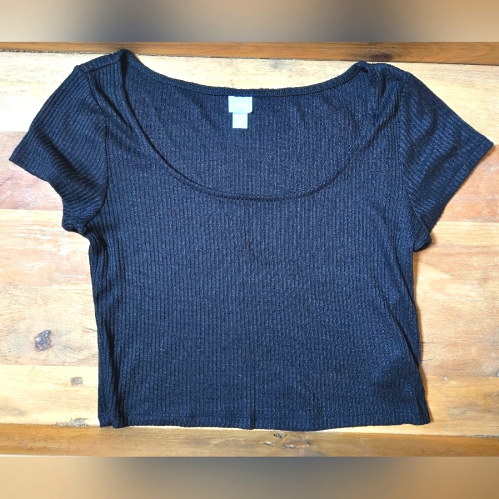 🖤 Black Ribbed Women's Top - COSIE - Rayon - Size M - Sheer 🖤
